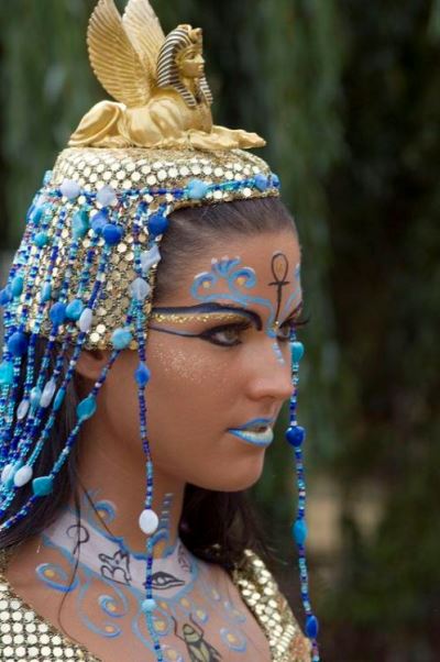 How To Apply Egyptian Eye Makeup